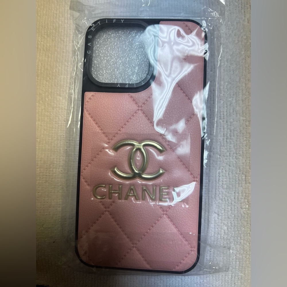 iPhone Case - Picture 2 of 3